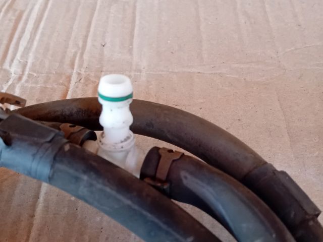 bontott MAZDA 5 Fényszórómosó Cső