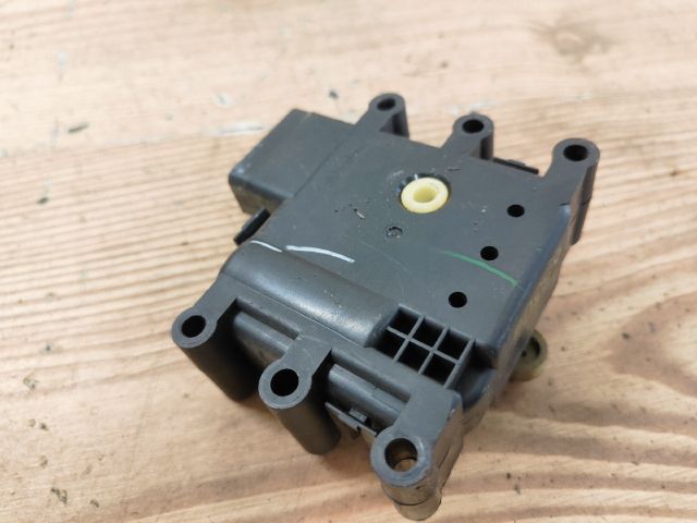 bontott MAZDA 5 Fűtés Állító Motor