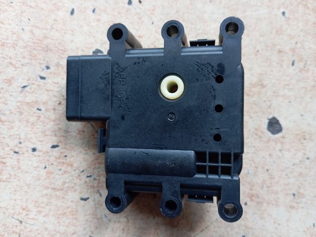 bontott MAZDA 5 Fűtés Állító Motor