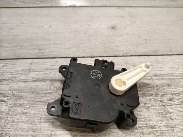 bontott MAZDA 5 Fűtés Állító Motor