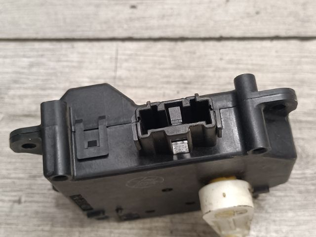 bontott MAZDA 5 Fűtés Állító Motor