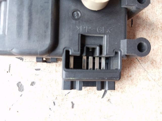 bontott MAZDA 5 Fűtés Állító Motor