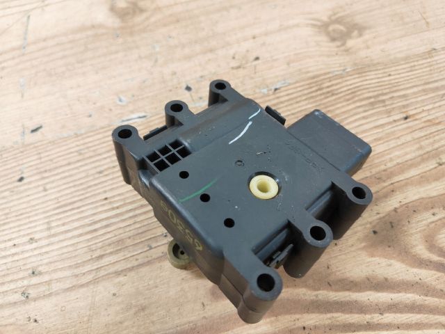 bontott MAZDA 5 Fűtés Állító Motor