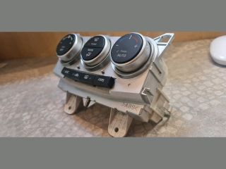 bontott MAZDA 5 Fűtéskapcsoló (digit klímás)
