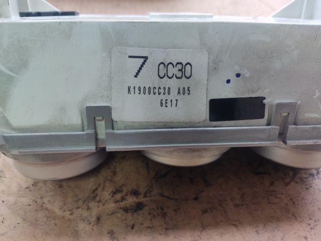 bontott MAZDA 5 Fűtéskapcsoló (digit klímás)