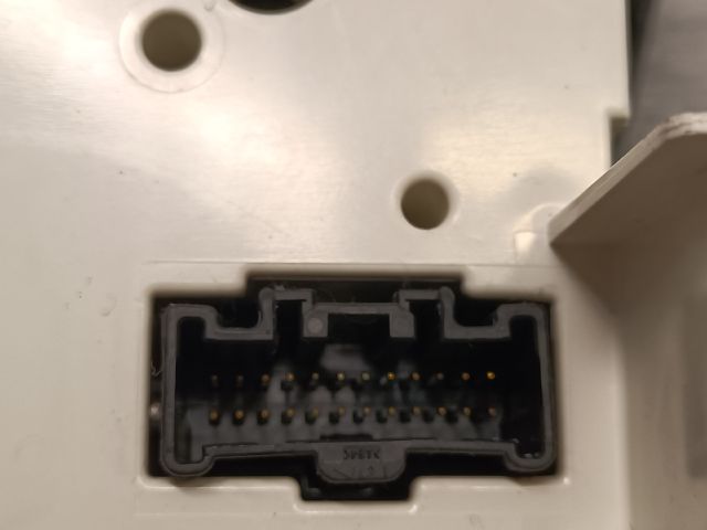 bontott MAZDA 5 Fűtéskapcsoló (digit klímás)