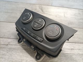 bontott MAZDA 5 Fűtéskapcsoló (digit klímás)
