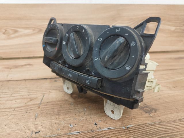 bontott MAZDA 5 Fűtéskapcsoló (Nem klímás)