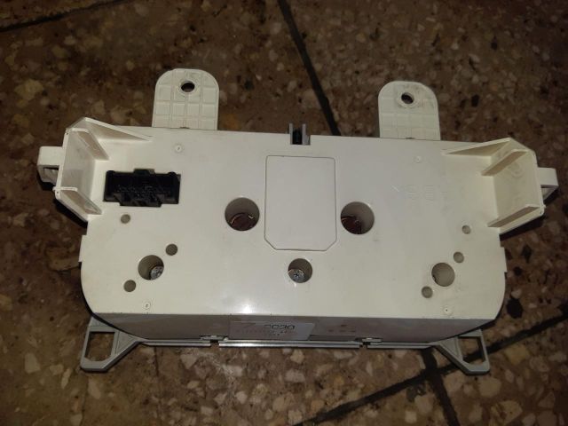 bontott MAZDA 5 Fűtéskapcsoló