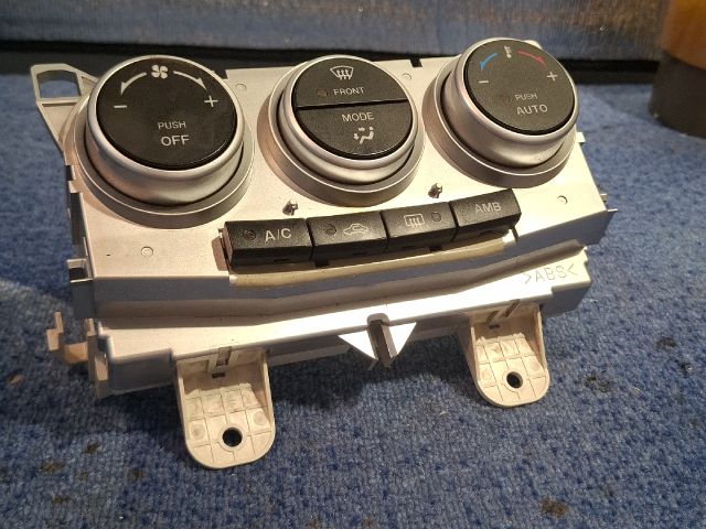 bontott MAZDA 5 Fűtéskapcsoló