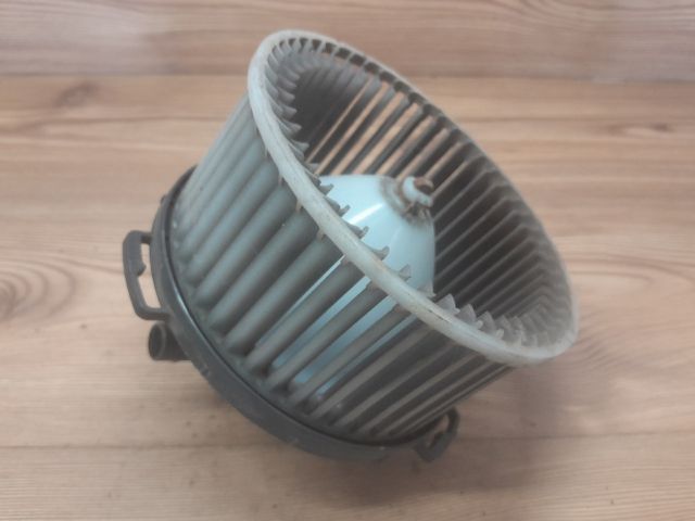 bontott MAZDA 5 Fűtőmotor (Nem klímás)