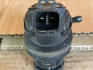 bontott MAZDA 5 Hátsó Ablakmosó Szivattyú