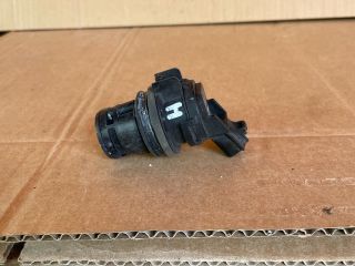 bontott MAZDA 5 Hátsó Ablakmosó Szivattyú