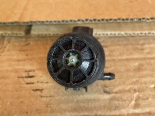 bontott MAZDA 5 Hátsó Ablakmosó Szivattyú