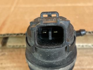 bontott MAZDA 5 Hátsó Ablakmosó Szivattyú