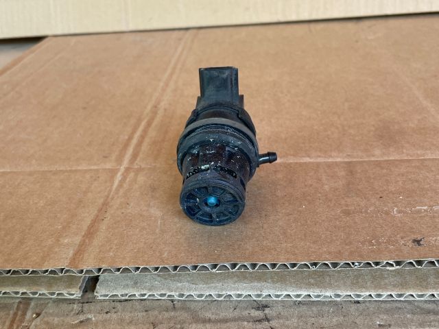 bontott MAZDA 5 Hátsó Ablakmosó Szivattyú