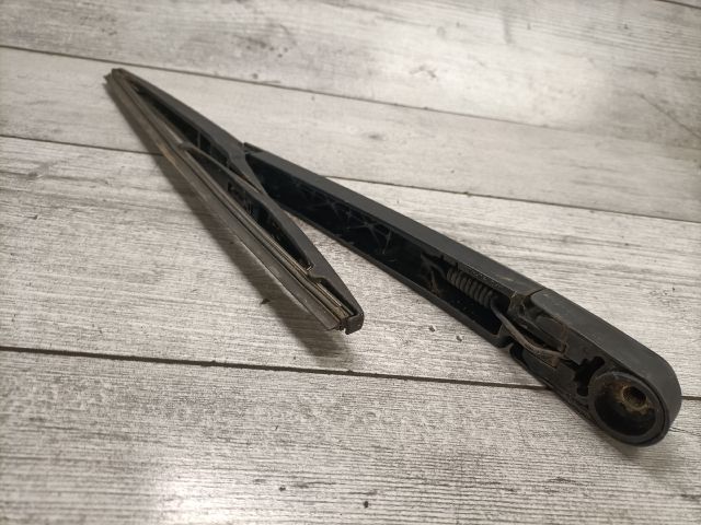 bontott MAZDA 5 Hátsó Ablaktörlő Kar