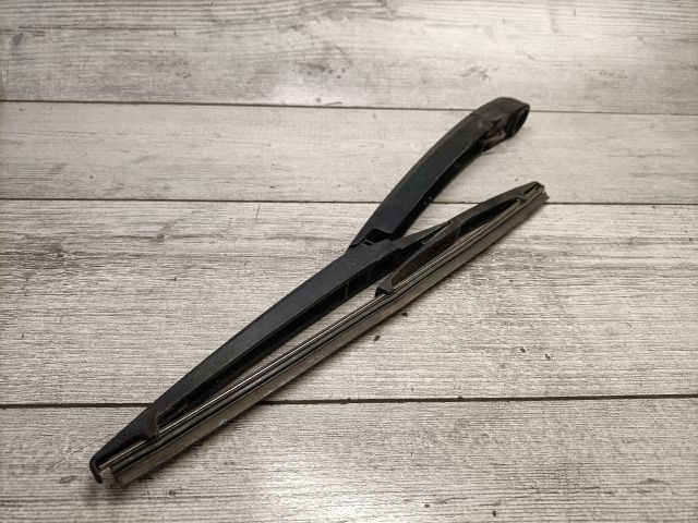 bontott MAZDA 5 Hátsó Ablaktörlő Kar