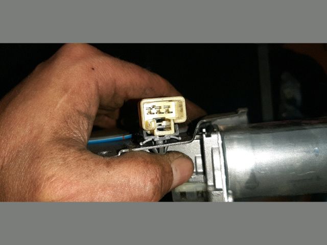 bontott MAZDA 5 Hátsó Ablaktörlő Motor