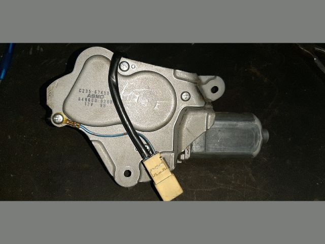 bontott MAZDA 5 Hátsó Ablaktörlő Motor