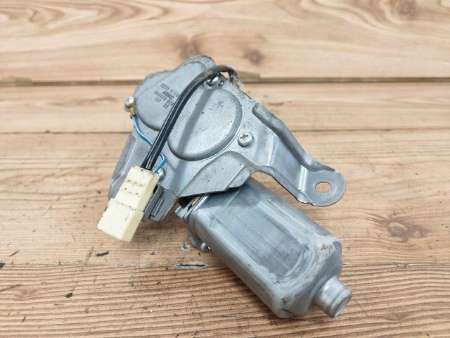 bontott MAZDA 5 Hátsó Ablaktörlő Motor