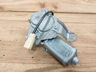 bontott MAZDA 5 Hátsó Ablaktörlő Motor