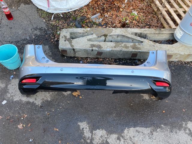 bontott MAZDA 5 Hátsó Lökhárító (Részeivel)