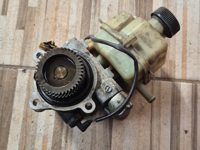 bontott MAZDA 5 Hidraulika Szivattyú