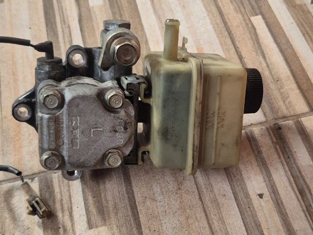 bontott MAZDA 5 Hidraulika Szivattyú