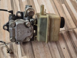 bontott MAZDA 5 Hidraulika Szivattyú