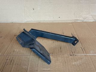 bontott MAZDA 5 Homlokfal Alsó Tartó