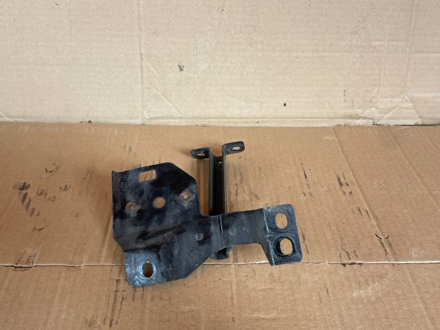 bontott MAZDA 5 Homlokfal Alsó Tartó