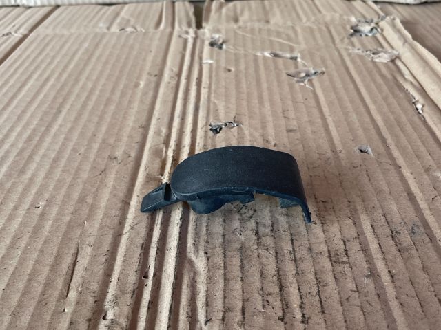 bontott MAZDA 5 Homlokfal Burkolat