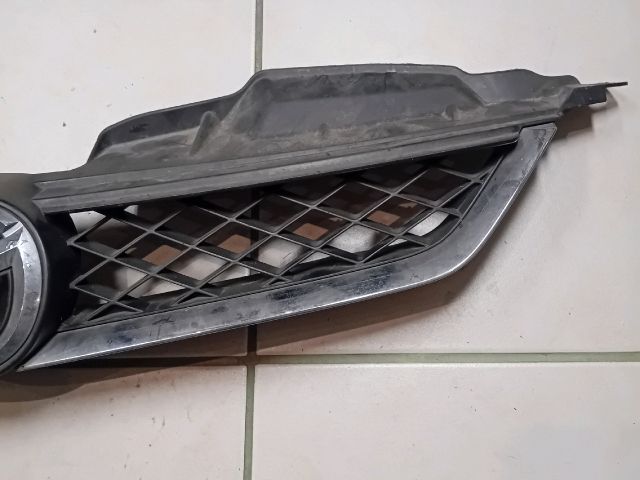 bontott MAZDA 5 Hűtőrács