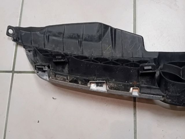 bontott MAZDA 5 Hűtőrács