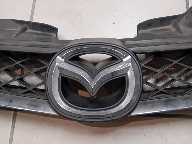 bontott MAZDA 5 Hűtőrács