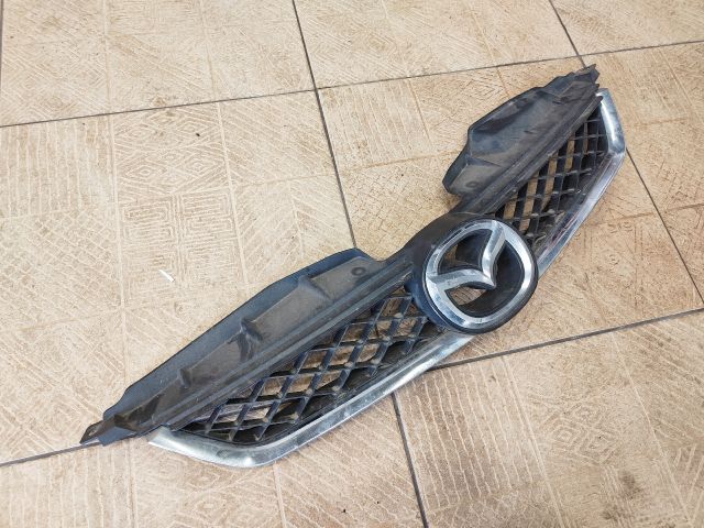 bontott MAZDA 5 Hűtőrács