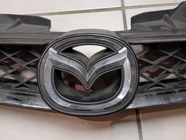 bontott MAZDA 5 Hűtőrács