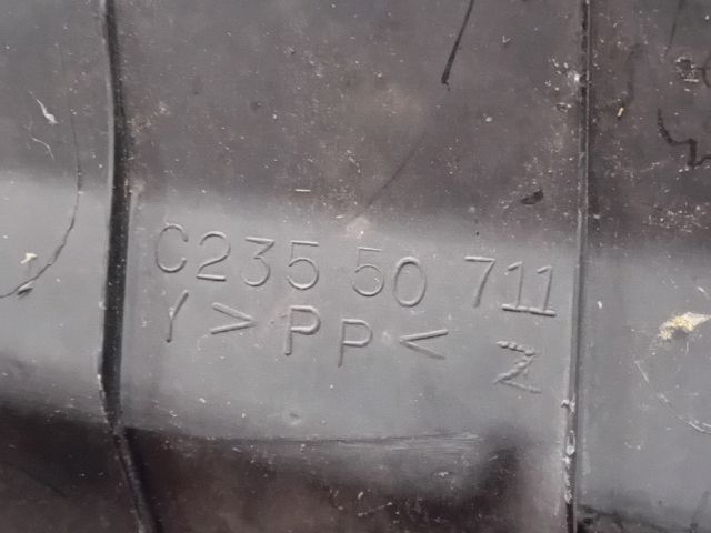 bontott MAZDA 5 Hűtőrács