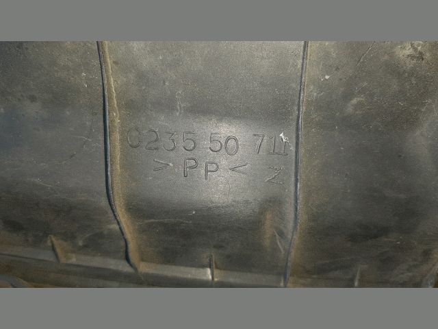 bontott MAZDA 5 Hűtőrács