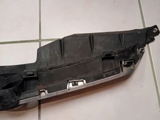 bontott MAZDA 5 Hűtőrács