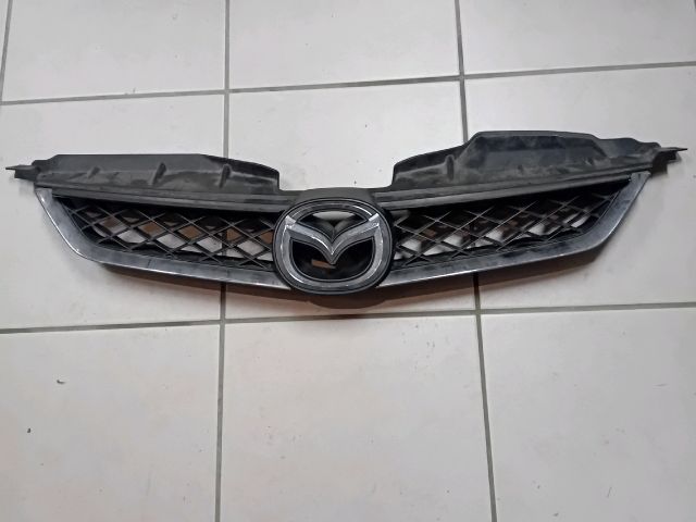 bontott MAZDA 5 Hűtőrács