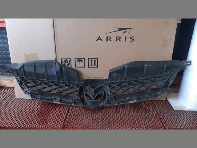 bontott MAZDA 5 Hűtőrács