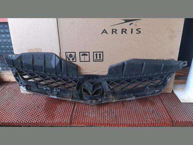 bontott MAZDA 5 Hűtőrács