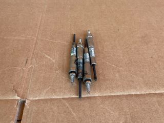 bontott MAZDA 5 Izzító/Gyújtó Gyertya