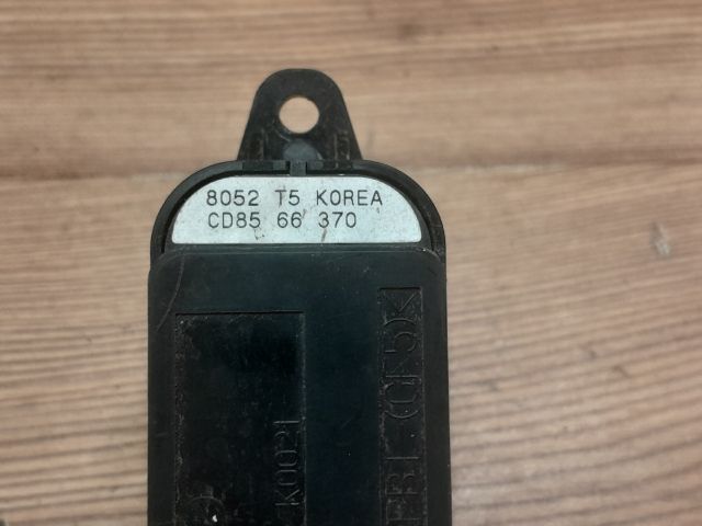 bontott MAZDA 5 Jobb első Ablakemelő Kapcsoló