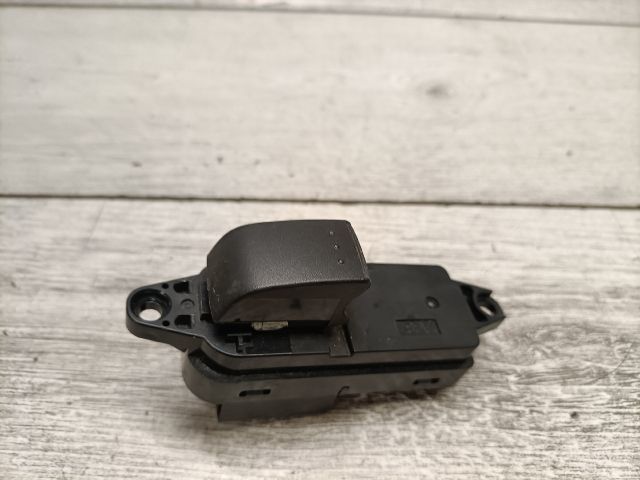 bontott MAZDA 5 Jobb első Ablakemelő Kapcsoló