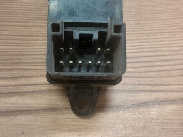 bontott MAZDA 5 Jobb első Ablakemelő Kapcsoló