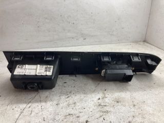 bontott MAZDA 5 Jobb első Ablakemelő Kapcsoló