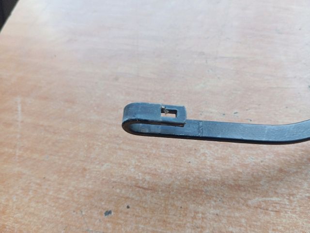 bontott MAZDA 5 Jobb első Ablaktörlő Kar